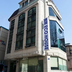 Myeongdong Ecohouse Seul